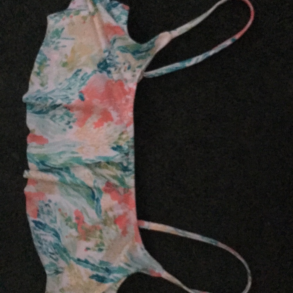 NWT OLD NAVY BIKINI TOP SIZE LARGE RUFFLE TOP